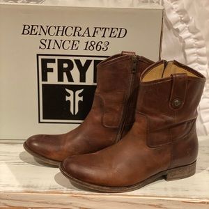 Melissa Button Short-Wapu Boot